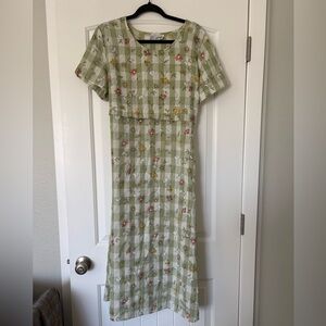 Impressions Green Floral Midi Dress